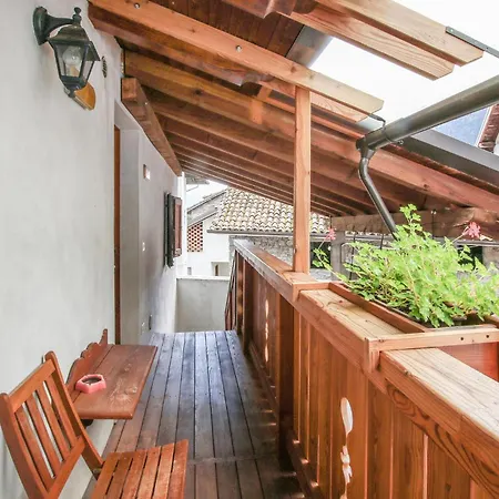 Appartement Gorgeous In Loc Priola Di Sutrio *