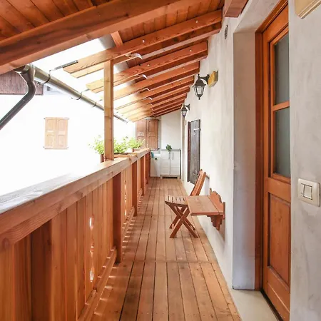 Διαμέρισμα Gorgeous In Loc Priola Di Sutrio